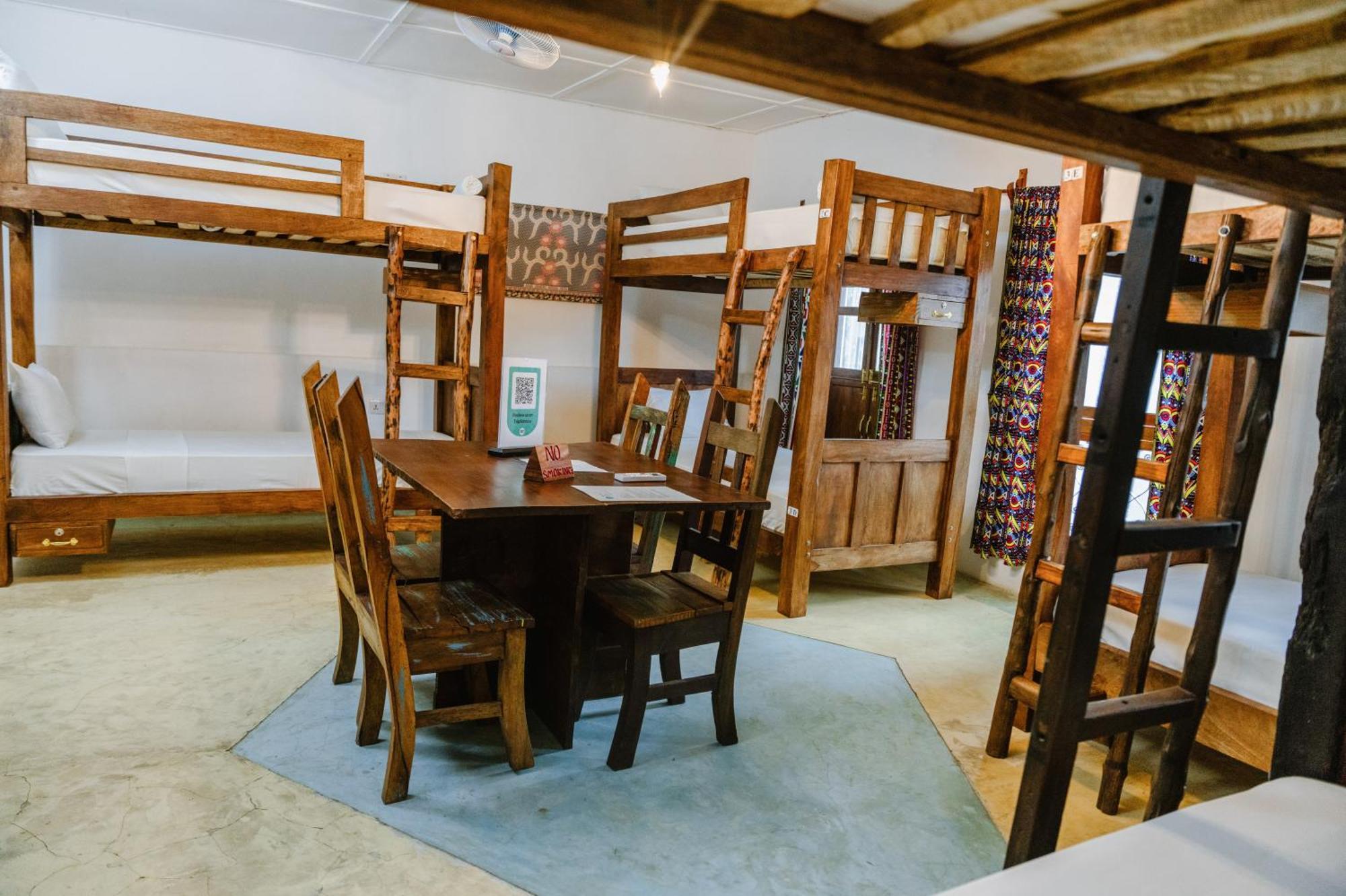 Shoki Shoki Guest House Zanzibar Exterior photo